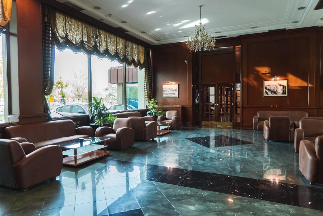 Hotel Novi Sad Extérieur photo