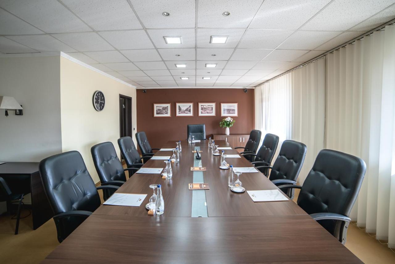 Hotel Novi Sad Extérieur photo