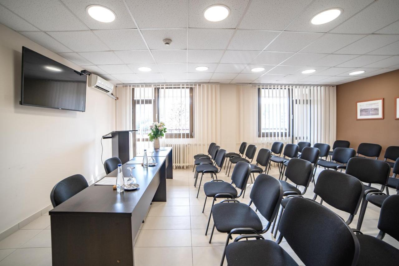 Hotel Novi Sad Extérieur photo