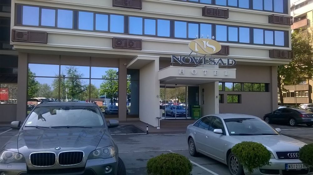 Hotel Novi Sad Extérieur photo
